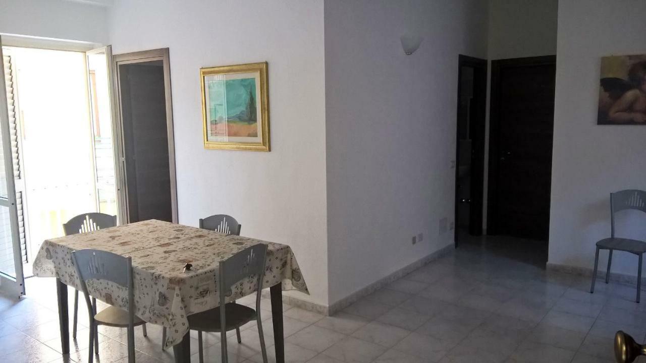 Cirò Marina Climatizzato In Centro A 100M Dal Mareヴィラ エクステリア 写真