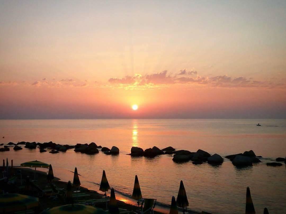 Cirò Marina Climatizzato In Centro A 100M Dal Mareヴィラ エクステリア 写真